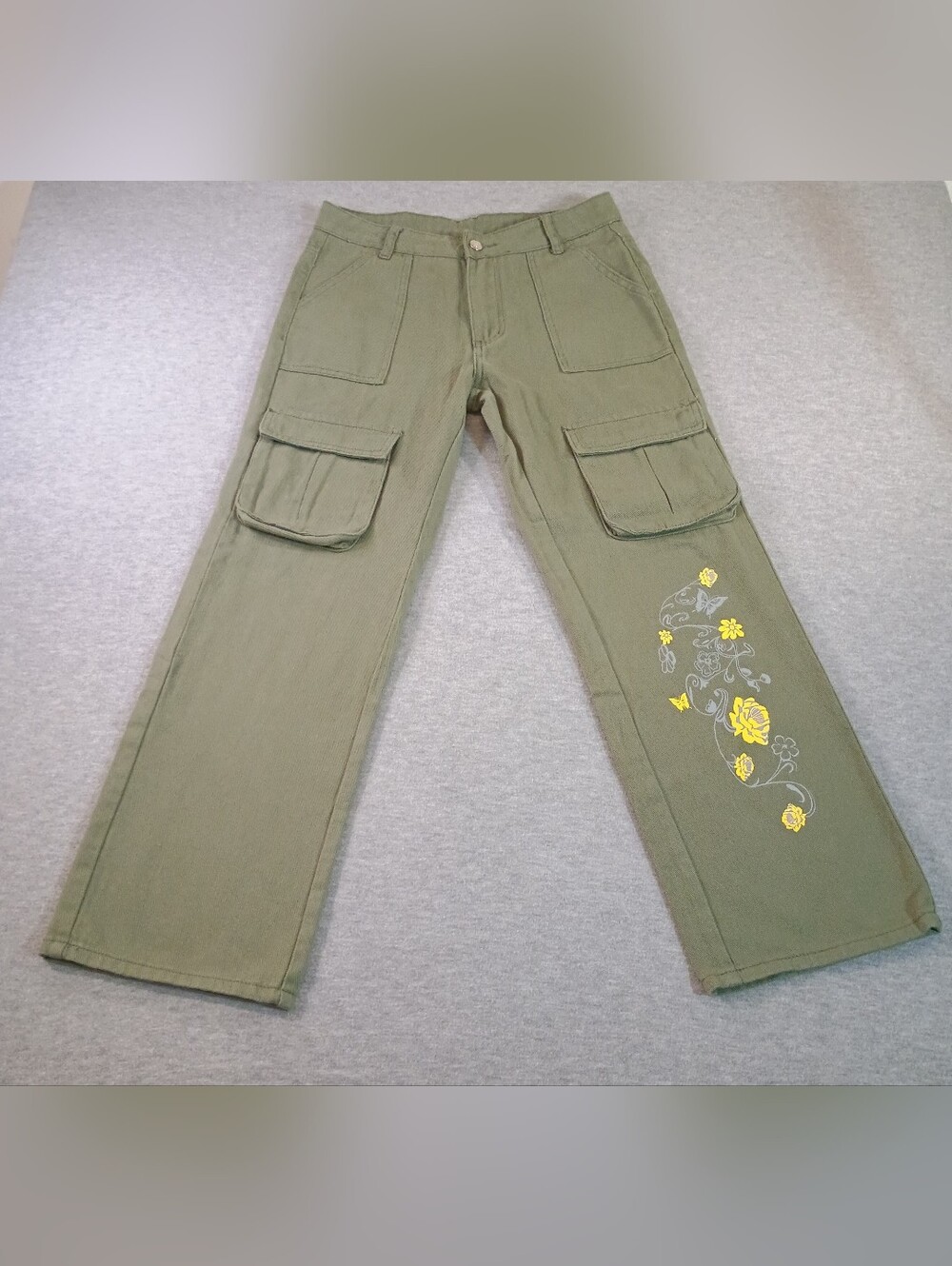 ROMWE Olive Green Cargo Pants with Yellow Floral Accent